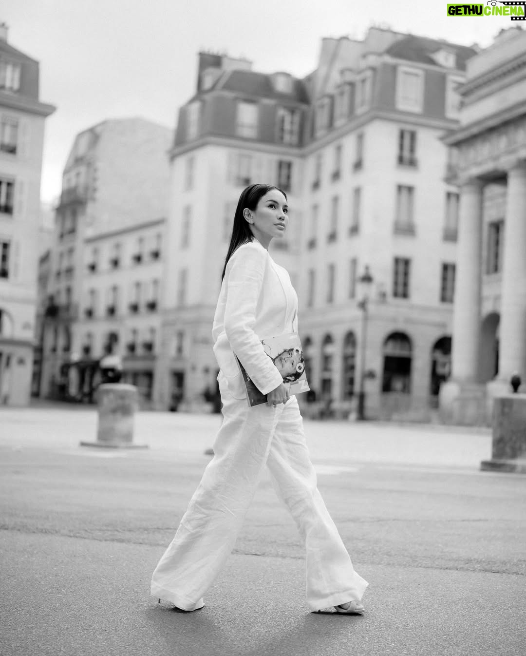 Nikita Mirzani - 355.8K Likes - Reflecting on a day of pure freedom in Paris, where every moment felt like a cherished gift to myself. It’s moments like these that remind me of the beauty in spontaneity and the joy of embracing life’s adventures. Grateful for this experience and the memories that will forever inspire me. 

Captured By @videoparis 

🌟 #ParisianFreedom #CherishedMoments #EmbraceLife