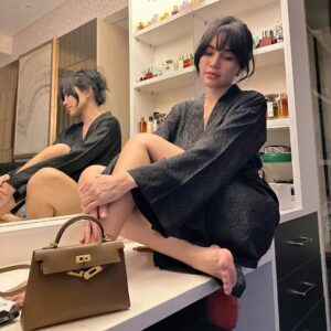 Actress Nikita Mirzani HD Photos and Wallpapers May 2024