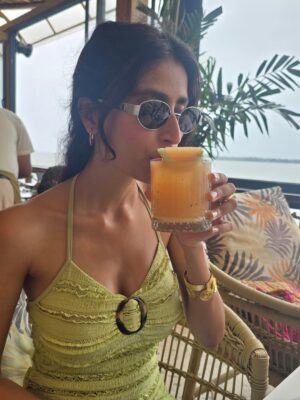 Nikita Tiwari Instagram - Goa mode activated 🌴☀️
No plans, just tides, good vibes and good
food☀️
📍@kikigoaofficial
@akrititibrewal
@harshittibrewal
#InstaGoa #ReelItFeelIt #GoldenHourMagic #VisualVibes #ContentCreator #VibesOfIndia #ExploreWithMe #WanderlustIndia #ReelReady #PhotoDumpDiaries