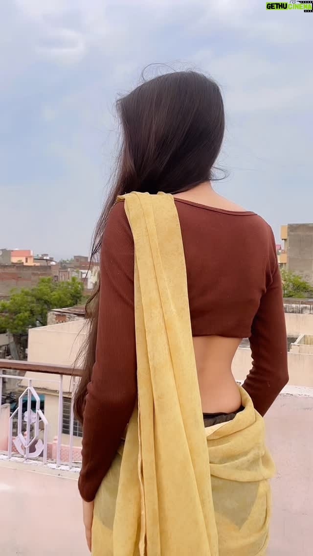 Nikita Vaid - 20K Likes - 🤎 

#trending #reels #nikita #niks