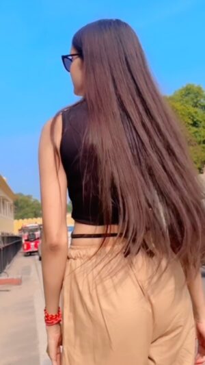 Nikita Vaid Instagram - Tag Your Best Friend 😎
#reels #trending #nikitavaid