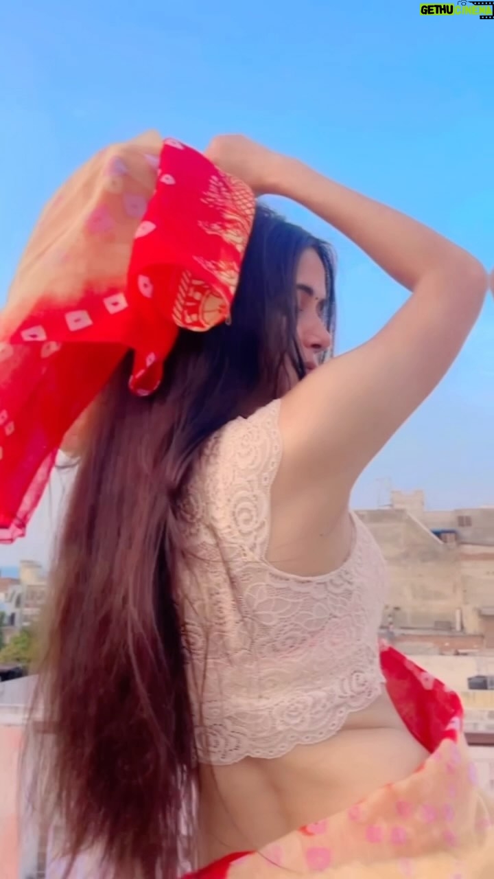 Nikita Vaid - 23.7K Likes - Tag Your Fav Girl ♥️✨ 

#nikitavaid #reels #trending