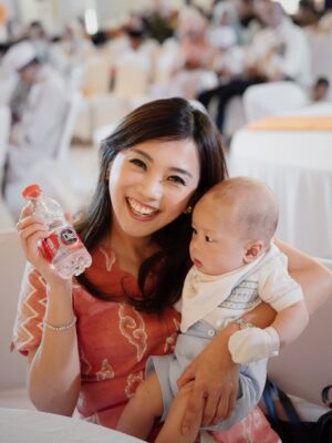 Nikita Willy Instagram - True celebration is not only in receiving but in giving… Thank you to @cleopurewater and @zwitsal_id for being part of this unforgettable day.
May this day be remembered for the love it spread 🤍