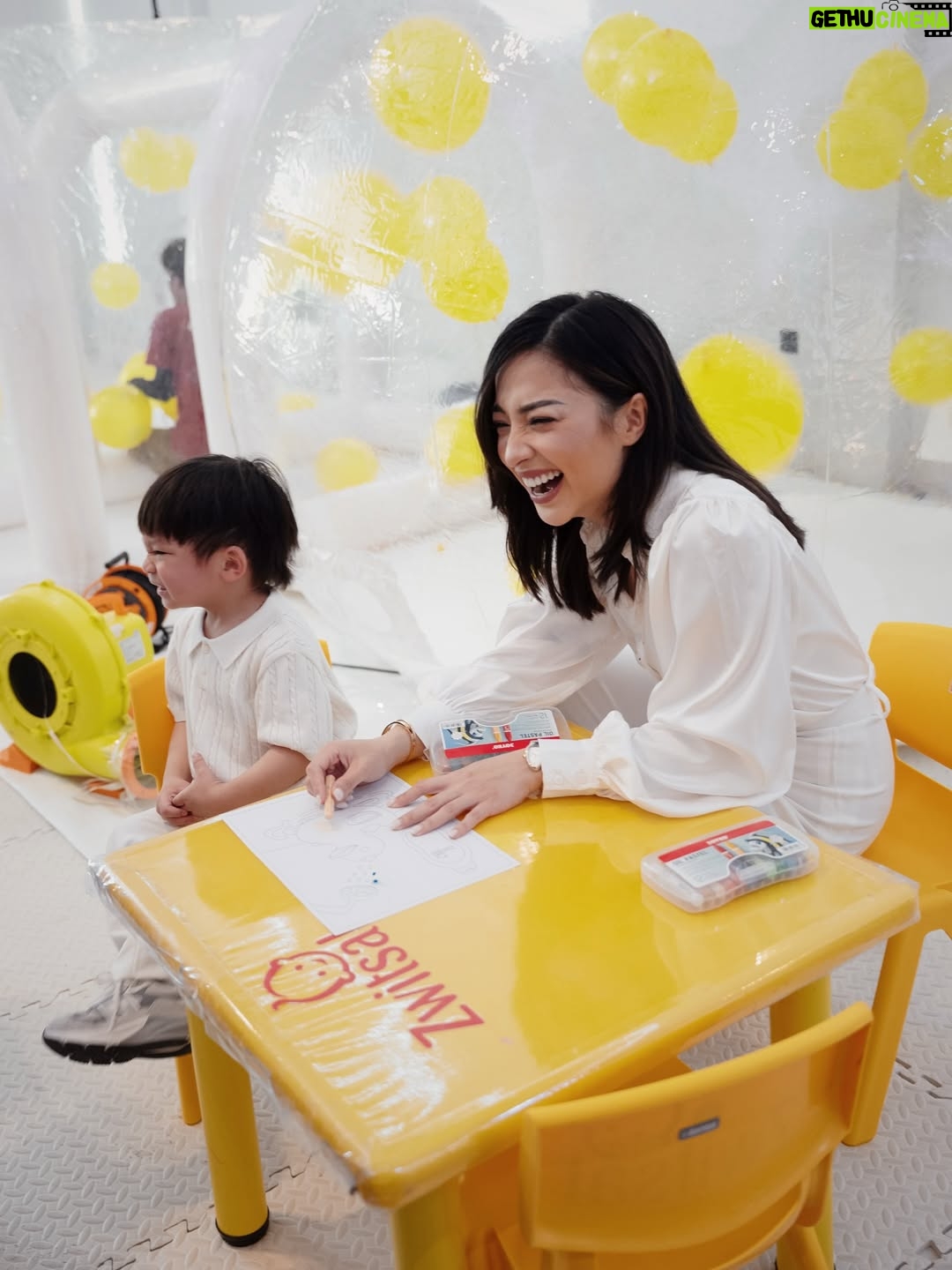 Nikita Willy - 274.7K Likes - True celebration is not only in receiving but in giving… Thank you to @cleopurewater and @zwitsal_id for being part of this unforgettable day.
May this day be remembered for the love it spread 🤍
