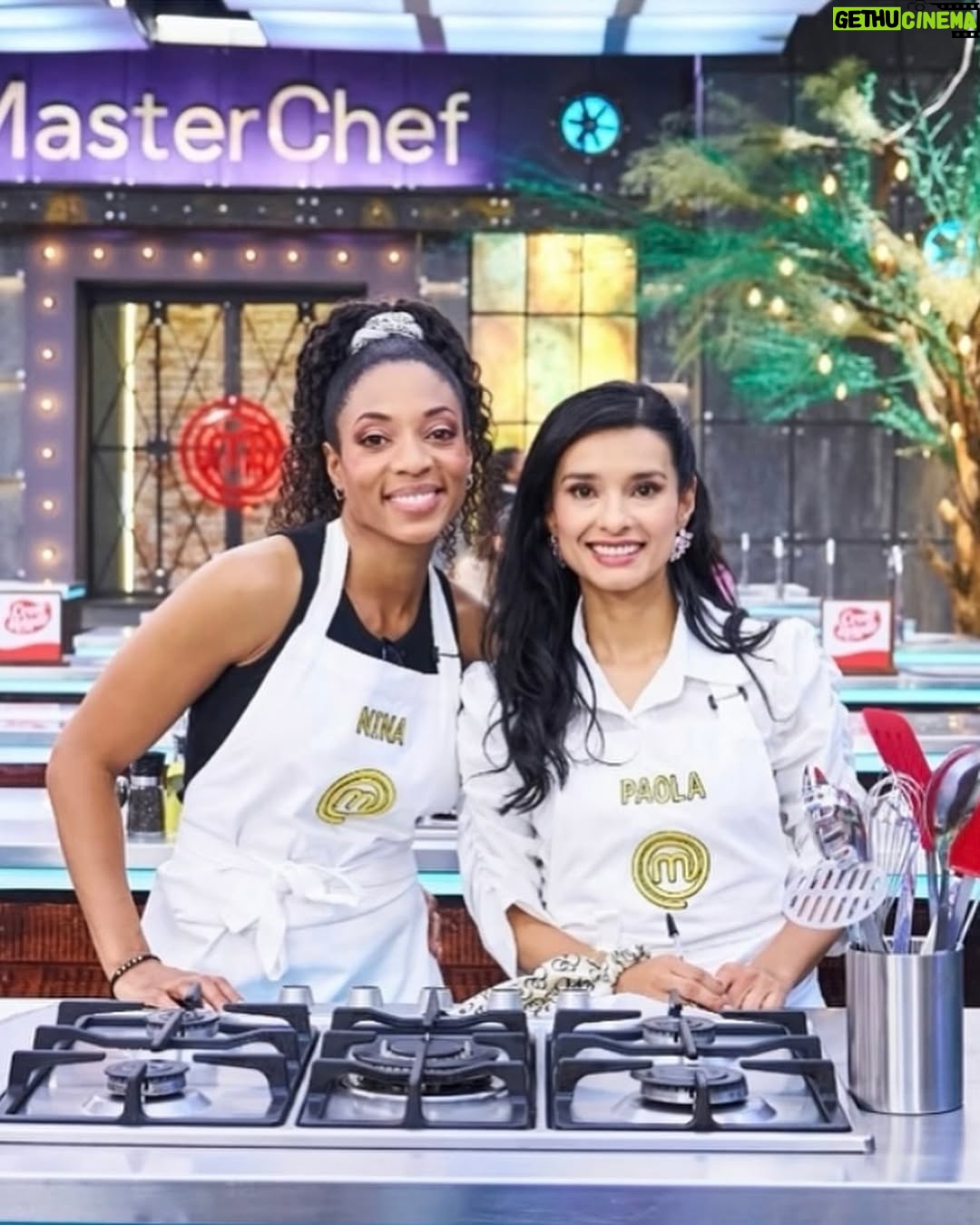 Nina Caicedo - 17.8K Likes - Tenemos @masterchefcelebrityco 🏆🪅🎈🎉 felicitaciones @paolareyactriz siempre excelente desde el día 1! 
Ahora si se acabó esto! 

Styling: @isazaenlacasa 

Mi outfit ❤️ @adrianacapassocr