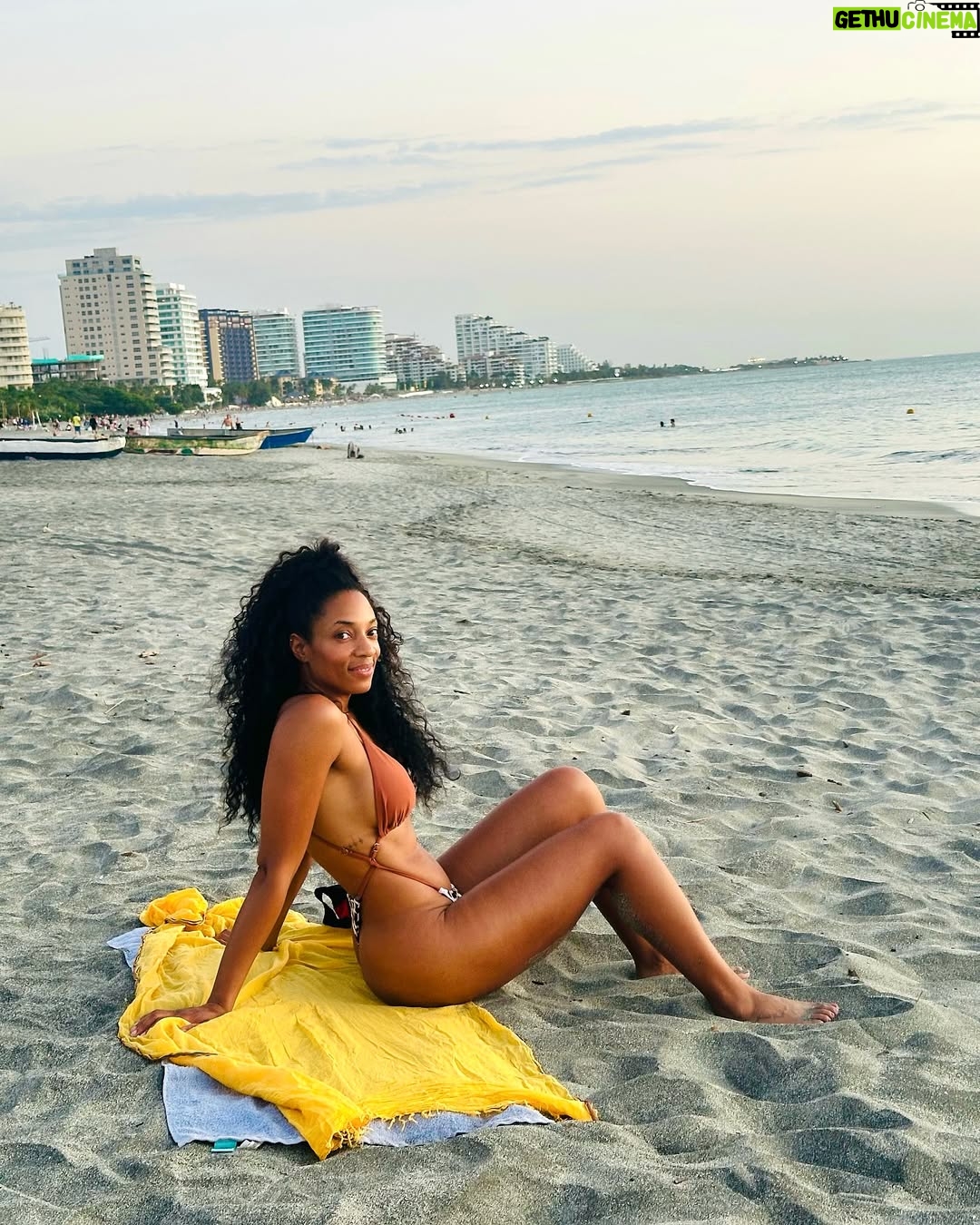Nina Caicedo - 14.6K Likes - 🤎