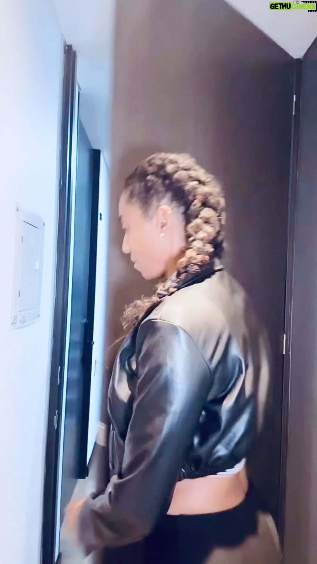 Nina Caicedo - 24.2K Likes - 2x1, Pedí mi Morocho y me llegaron 2 💃🏾💃🏾💃🏾💃🏾💃🏾 😂😂😂 Quien se atreve? Jajaja 👇🏾 Pide los tuyos hay promo🤦🏾‍♀️

Actuación especial de “Los Morochos”
@anddycaicedo @jaoromero