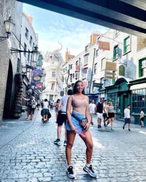 Nina Caicedo Instagram - Yo no sé mañana…la la la