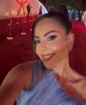 Nina Maghrabi Instagram - In love with this look 💜
Dressed in @saramrad
Mua @ranim.alturki
Hair @ahmedandabdou
Jewllery @glamour.Jewellery
Styled by @musaed.d