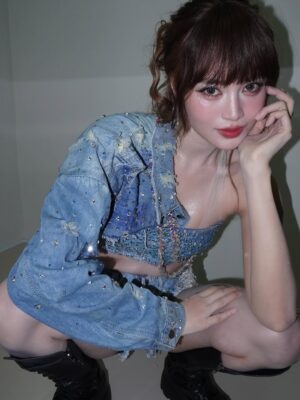 Ninh Duong Lan Ngoc Instagram - Chiến ko ak ? Show này show nào ak , đố cả nhà 💕