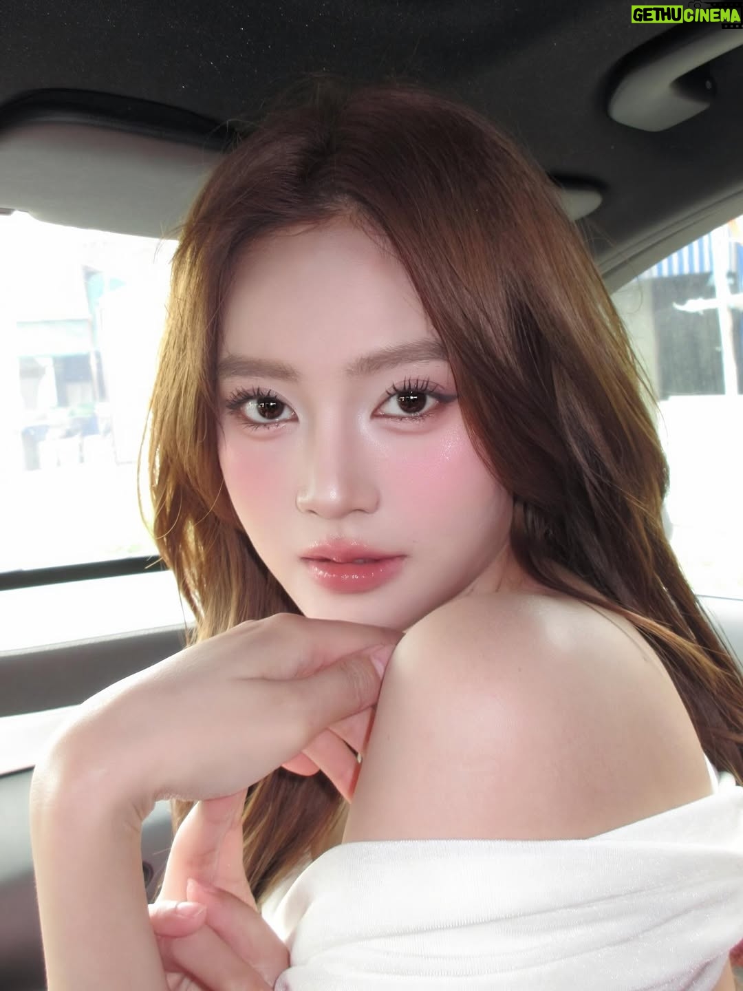 Ninh Duong Lan Ngoc - 30.9K Likes - Cả nhà thích nét nào ???