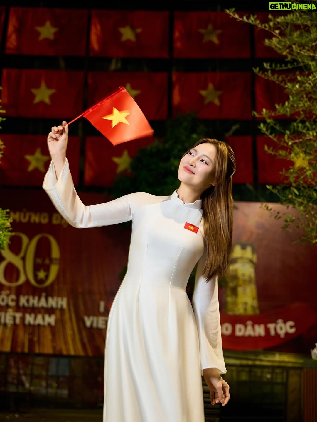 Ninh Duong Lan Ngoc - 36.7K Likes - Còn gì đẹp hơn người con gái Việt trong tà áo dài Việt Nam 🇻🇳

#ninhduonglanngoc #quockhanh2025 #A80