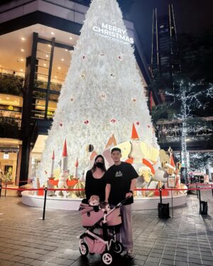 Nini Ouyang Instagram - 平安夜聖誕節快樂🎄
節日就是跟愛的人在一起就夠了~
明年就可以跟兒子一起過了!!
給我老爸一個版面
他一直說他自己老了~
他是已經65歲了!可是看不出來就好啊😂
都要當阿公了呢👴🏻
#niniouyang2024