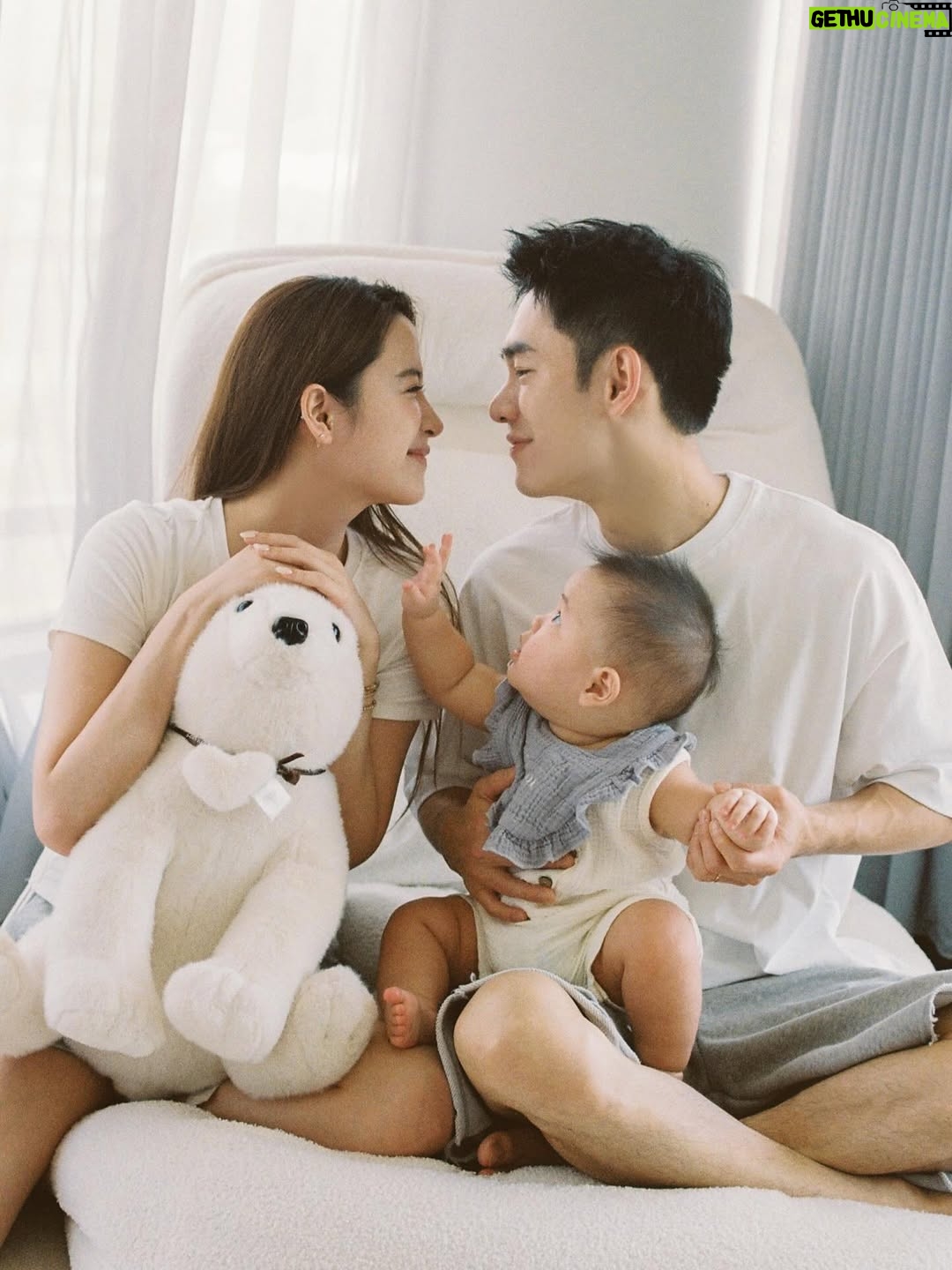 Nini Ouyang - 24.8K Likes - 親愛的睦mu
8個月快樂～時間過得快呀！
怎麼一下就長那麼大了～

這8個月每天爸爸媽媽有你都加倍快樂ʕ •ᴥ•ʔ
以後一起創造更多幸福回憶唷🕺🏻

#niniouyang2025