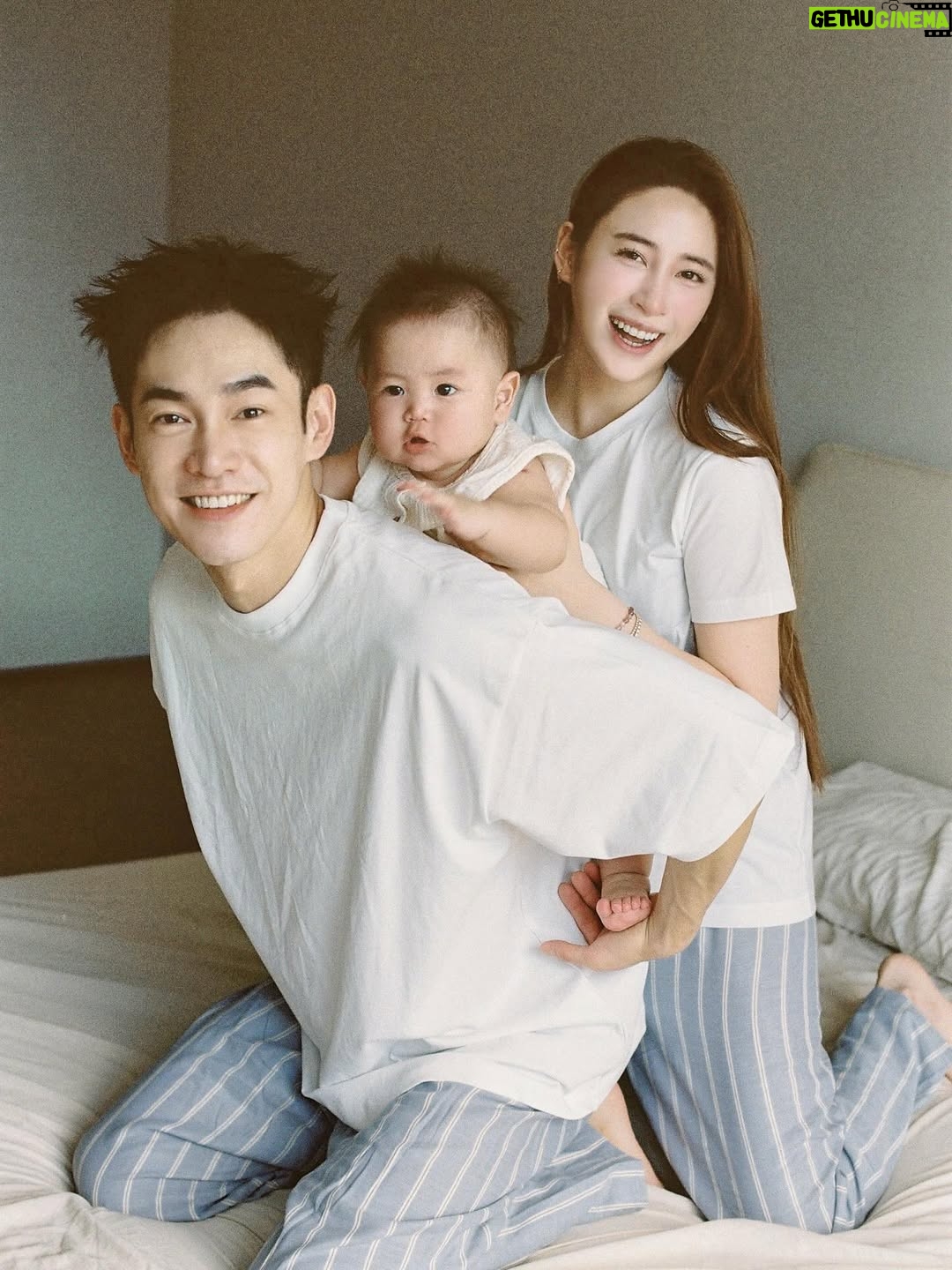 Nini Ouyang - 24.8K Likes - 親愛的睦mu
8個月快樂～時間過得快呀！
怎麼一下就長那麼大了～

這8個月每天爸爸媽媽有你都加倍快樂ʕ •ᴥ•ʔ
以後一起創造更多幸福回憶唷🕺🏻

#niniouyang2025