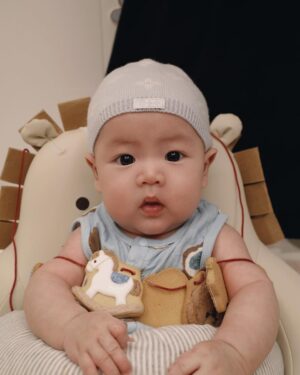 Nini Ouyang Instagram - 4個月收涎趴踢大成功!👶🏻
大家都從不同地方過來幫Nosen慶祝
謝謝娜姨主持這次的party❤️
Happy Nosen's day
#niniouyang2025