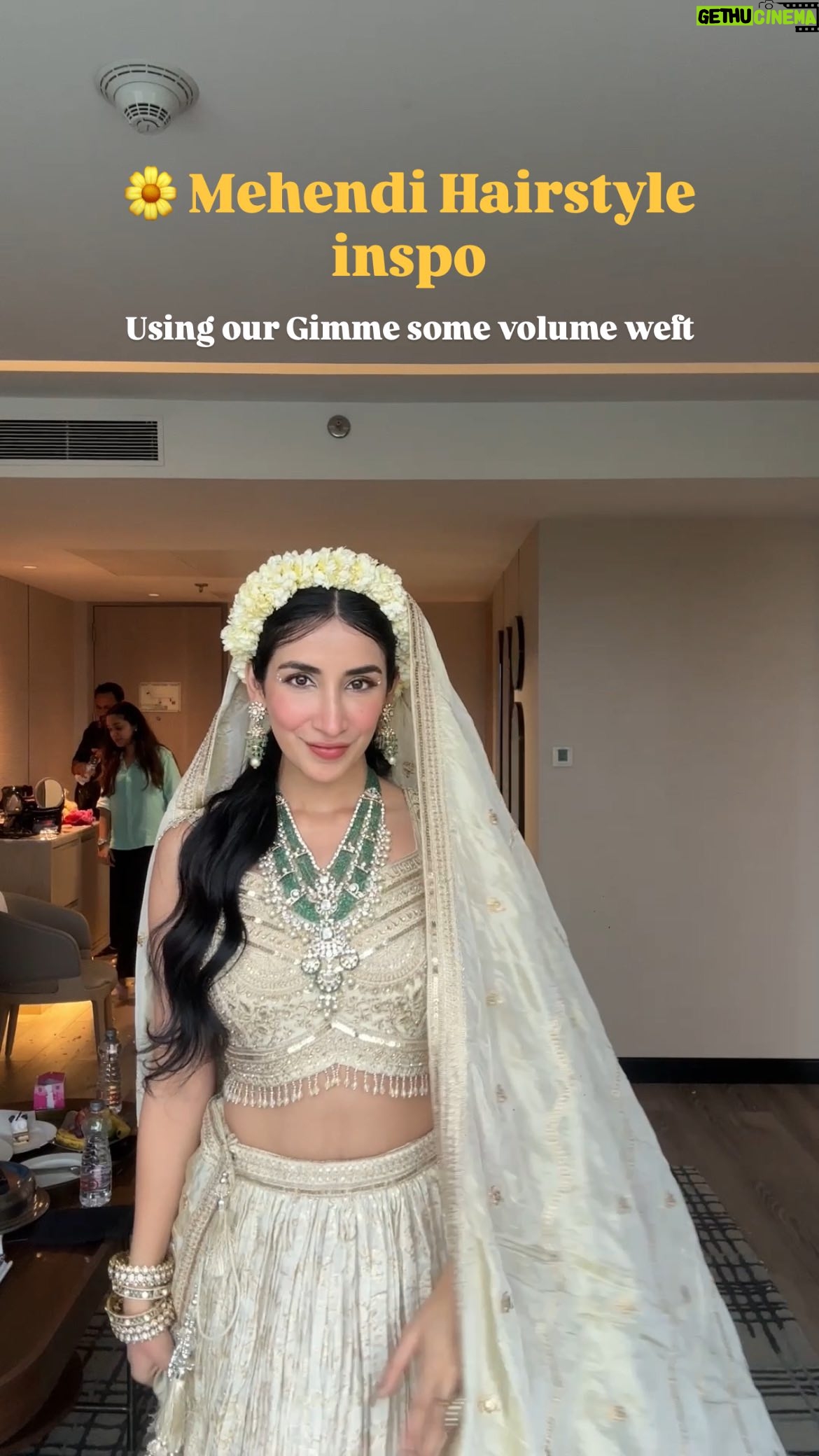Nish Hair - 7K Likes - Try this for your next Mehendi function. Using our Gimme Some Volume wefts – I’ve used 3clip weft   2clip weft in Classic Hair (18inch) and it gave me just the perfect volume I wanted

#nishhair #nishhairkimalkin #hairextentions #mehendihairstyle #mehendi