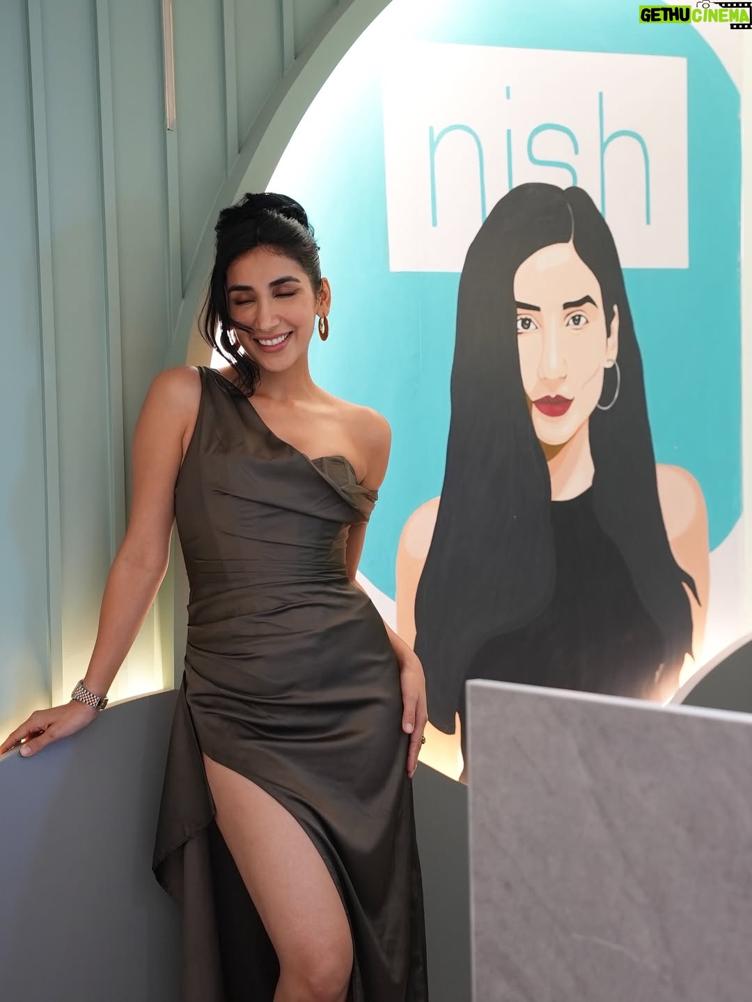 Nish Hair - 24.9K Likes - Some Dreams are worth Taking

Nish Hair Bengaluru , strand by strand i am writing my own story…. 

#nishhairbengaluru #hairextensionsindia #nishhair