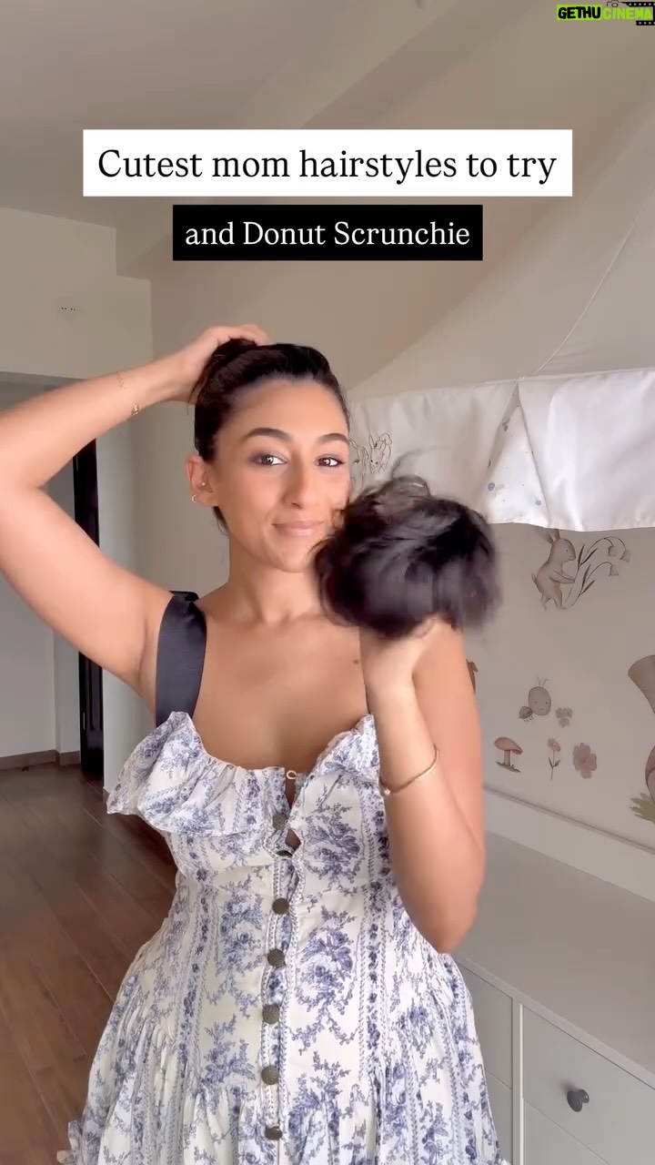 Nish Hair - 3.1K Likes - A hairstyle that does it all. Gives you scalp coverage, bangs, and a voluminous bun. Achieved with just two products… Our Tiny Topper with Bangs and Donut Scrunchie

Available on nishhair.com

#nishhair #nishhairkimalkin #hairextentions #hairtopper