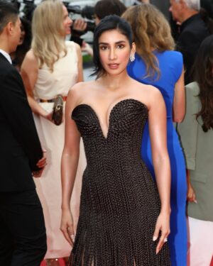 Nish Hair Instagram - Your girl’s first cannes red carpet in and as Nish Hair