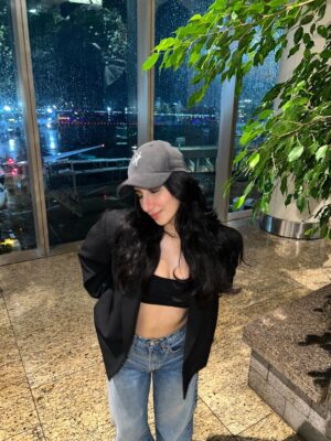 Nish Hair Instagram - Hong Kong coming to you with lots and lots of nish hair 😍😍😍😍
See you at @holidayinngoldenmilehongkong
#nishhair #nishhairkimalkin #hairextensionshongkong #malkinvibesonly