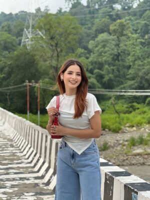 Nisha Bhandari Instagram - 🤍❤️