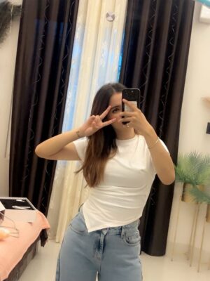 Nisha Bhandari Instagram - 🤍❤️