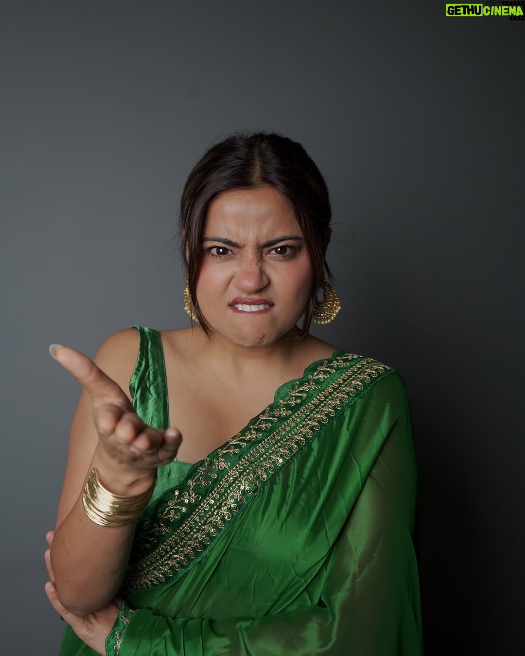 Nishu Tiwari - 134.9K Likes - Sarkaari naukri wale ka rista aaya hai 😅😍