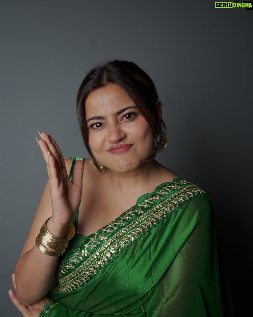 Nishu Tiwari - 134.9K Likes - Sarkaari naukri wale ka rista aaya hai 😅😍