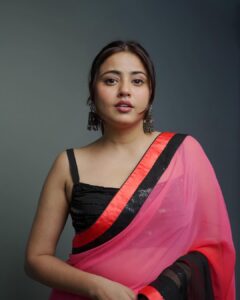 Actress Nishu Tiwari HD Photos and Wallpapers November 2024