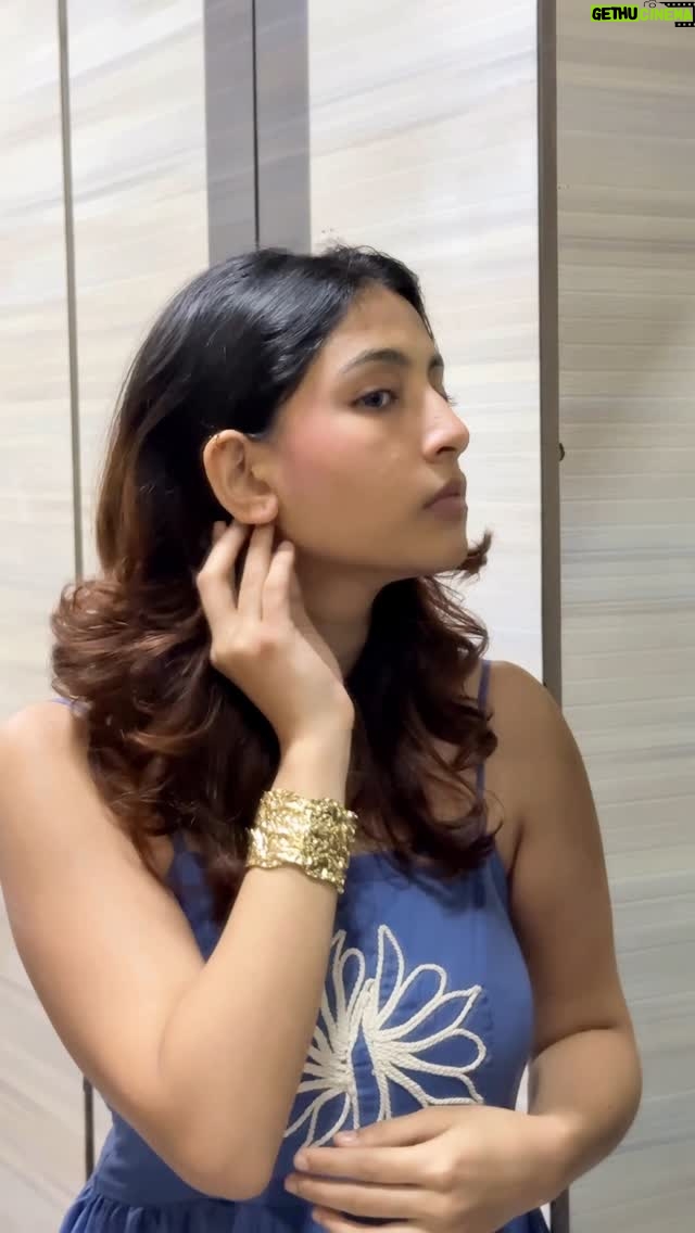 Nisman Parpia - 394.5K Likes - Just stop wearing the damn jhumka, you know its gonna… you again🤍
Blue dress: @bunaai 

#relatable #emotional #sad #reality #life #relationships #partner #toxicity #
