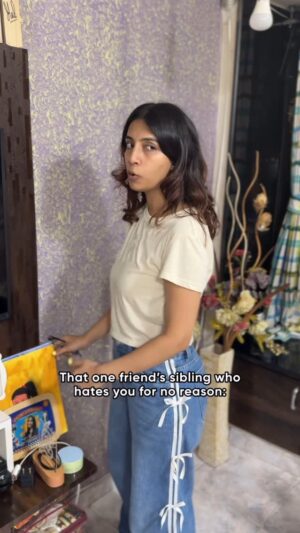 Nisman Parpia Instagram - Kya dikkat hai didi batado
#relatable #comedy #funny #desimemes #siblings #friends