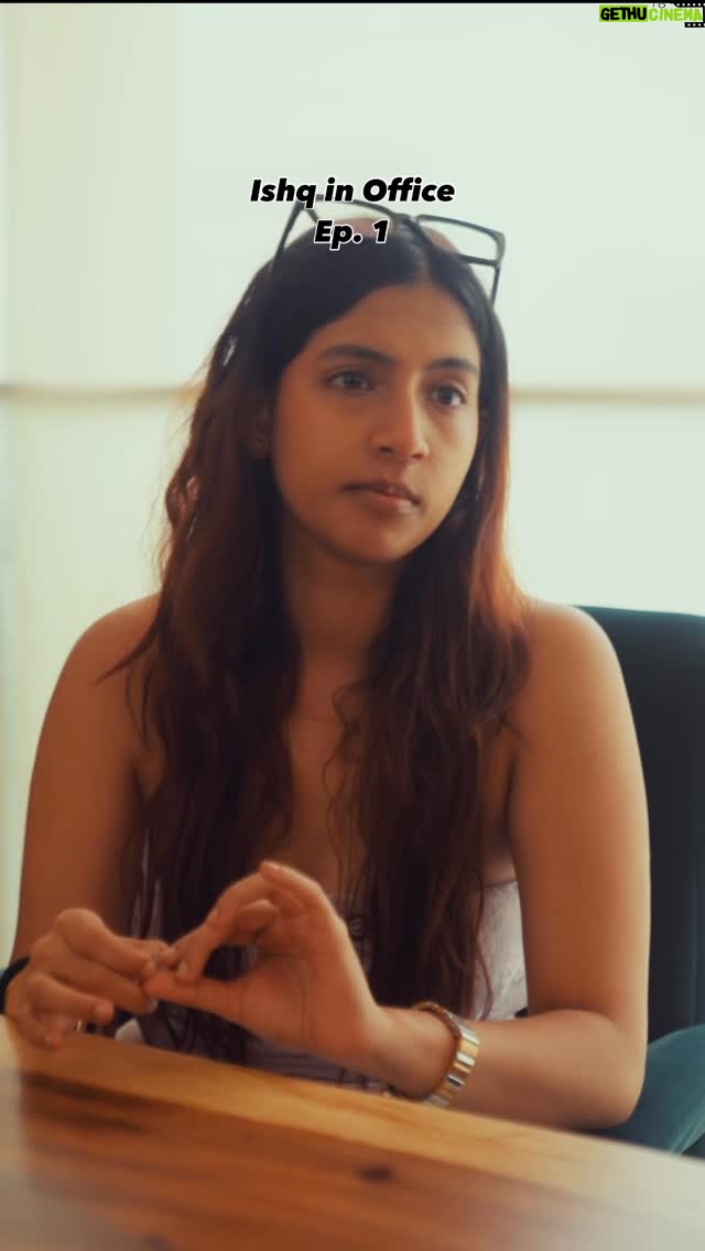 Nisman Parpia - 324.2K Likes - Kya ananya aur aarav ke beech hoga kalesh? What do you think?
Part 2 mein hi pata chalega

#officeromance #cutelovestory