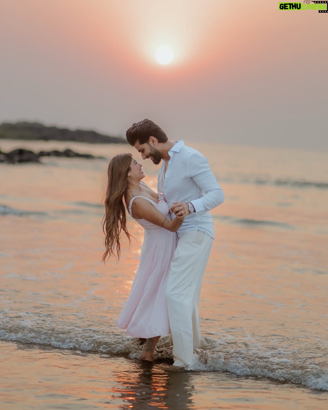 Nita Shilimkar - 496.3K Likes - Until I found you ❤️
.
.
📸: @nileshsawant_photography 
@rbpf.in 
.
.
#nita #insta #beach #love #couple