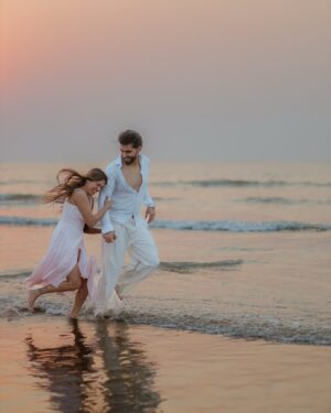 Nita Shilimkar Instagram - Until I found you ❤️
.
.
📸: @nileshsawant_photography
@rbpf.in
.
.
#nita #insta #beach #love #couple
