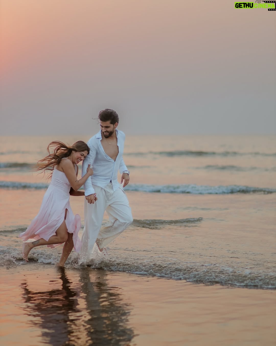 Nita Shilimkar - 496.3K Likes - Until I found you ❤️
.
.
📸: @nileshsawant_photography 
@rbpf.in 
.
.
#nita #insta #beach #love #couple
