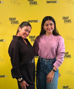 Nita Shilimkar Instagram - From heartfelt stories to powerful beginnings — congratulations @rashmika_mandanna on @deardiarybyrm 💌
Thank you @snapchat for such a wholesome day✨
.
.
.
#DearDiarySnapStarSquad
#SnapWithStars
#SayItWithASnap