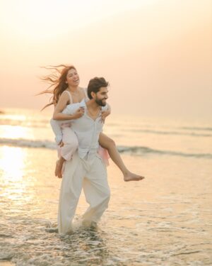 Nita Shilimkar Instagram - Until I found you ❤️
.
.
📸: @nileshsawant_photography
@rbpf.in
.
.
#nita #insta #beach #love #couple
