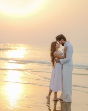 Nita Shilimkar Instagram - Until I found you ❤️
.
.
📸: @nileshsawant_photography
@rbpf.in
.
.
#nita #insta #beach #love #couple