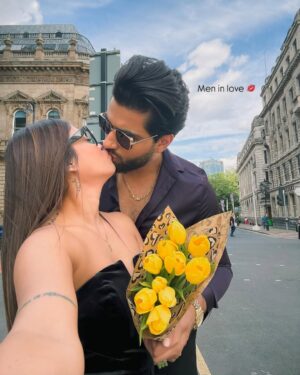 Nita Shilimkar Instagram - I am blessed with the best ❤️
.
.
.
Edit : @saetenation
.
.
#nita #insta #fashion #london #couple #love