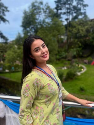 Niti Shah Instagram - Every year I love going to ISKCON to celebrate Krishna Janmashtami 🦚It's something really close to my heart and brings immense peace to mind and soul. Such a joyful and uplifting experience! @iskcon_kathmandu 
Hare Krishna Hare Krishna 🙏✨🪬