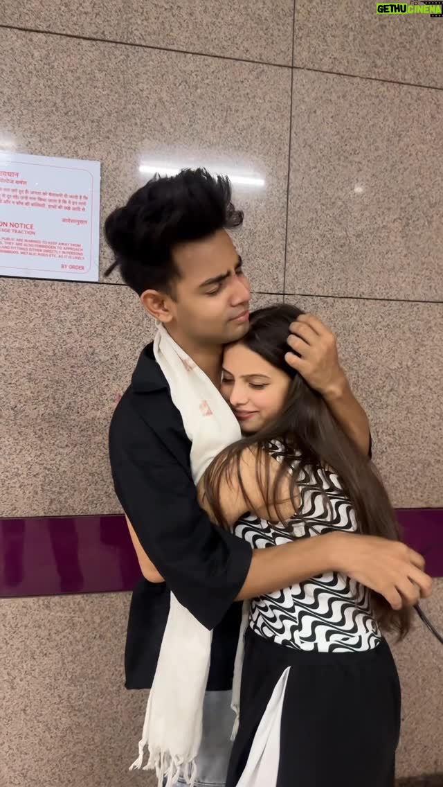 Nitisha - 744.1K Likes - Jass ko koi ladki nhi dekhegi ab❤️😂 @abid_09_ @nitishaa_09_ #reels #reelsinstagram #instadaily #instagood #explore #abid #nitisha #abidnitisha explorepage #love #cute #happy #viral #reelitfeelit #reelkarofeelkaro #reelsindia #instamood