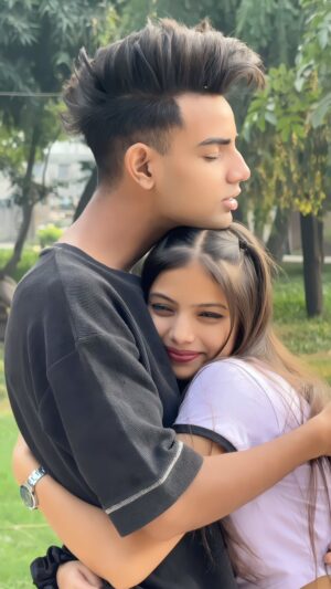 Nitisha Instagram - Heartbeat😂❤️ @abid_09_ @nitishaa_09_ #reels #reelsinstagram #instadaily #instagood #explore #explorepage #love #cute #happy #viral #reelitfeelit #reelkarofeelkaro #reelsindia #instamood #instalove