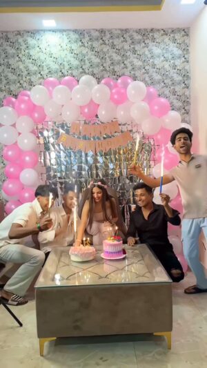 Nitisha Instagram - It’s my birthday ❤️😍🥹 @abid_09_ @nitishaa_09_ #reels #reelsinstagram #instadaily #instagood #explore #explorepage #love #cute #happy #viral #reelitfeelit #reelkarofeelkaro #reelsindia #instamood