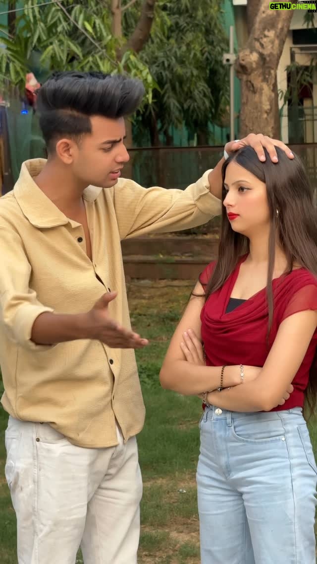 Nitisha - 1.1 Million Likes - Importance of maa ki Kasam 😂🤣 @abid_09_ @nitishaa_09_ #reels #reelsinstagram #instadaily #instagood #explore #explorepage #love #cute #happy #viral #reelitfeelit #reelkarofeelkaro #reelsindia #instamood