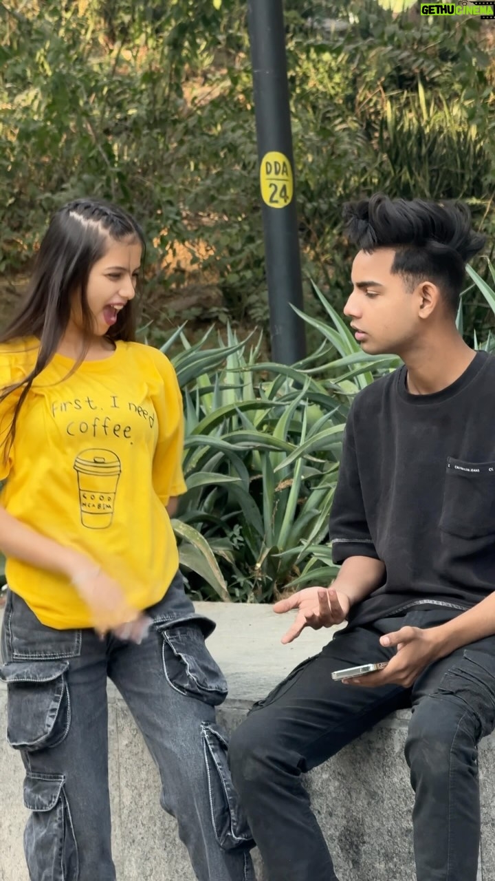 Nitisha - 1 Million Likes - Bahu banungi ❤️😍 @abid_09_ @nitishaa_09_ #reels #reelsinstagram #instadaily #instagood #explore #explorepage #love #cute #happy #viral #reelitfeelit #reelkarofeelkaro #reelsindia #instamood