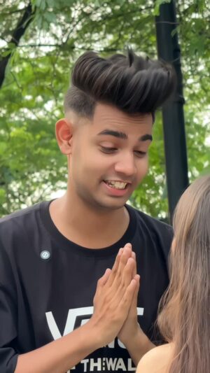 Nitisha Instagram - CHOTA DON 😝❤️😂 @abid_09_ @nitishaa_09_ #reels #reelsinstagram #instadaily #instagood #explore #abid #nitisha #abidnitisha #explorepage #love #cute #happy #viral #reelitfeelit #reelkarofeelkaro #reelsindia #instamood