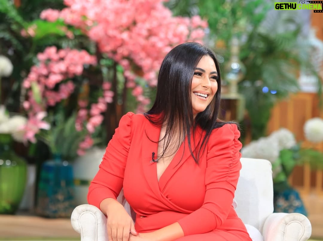 Noha Abdeen - 14.6K Likes - الآن .. نهى عابدين وابراهيم الكرداني في معكم منى الشاذلي.. تابعونا ❤️
