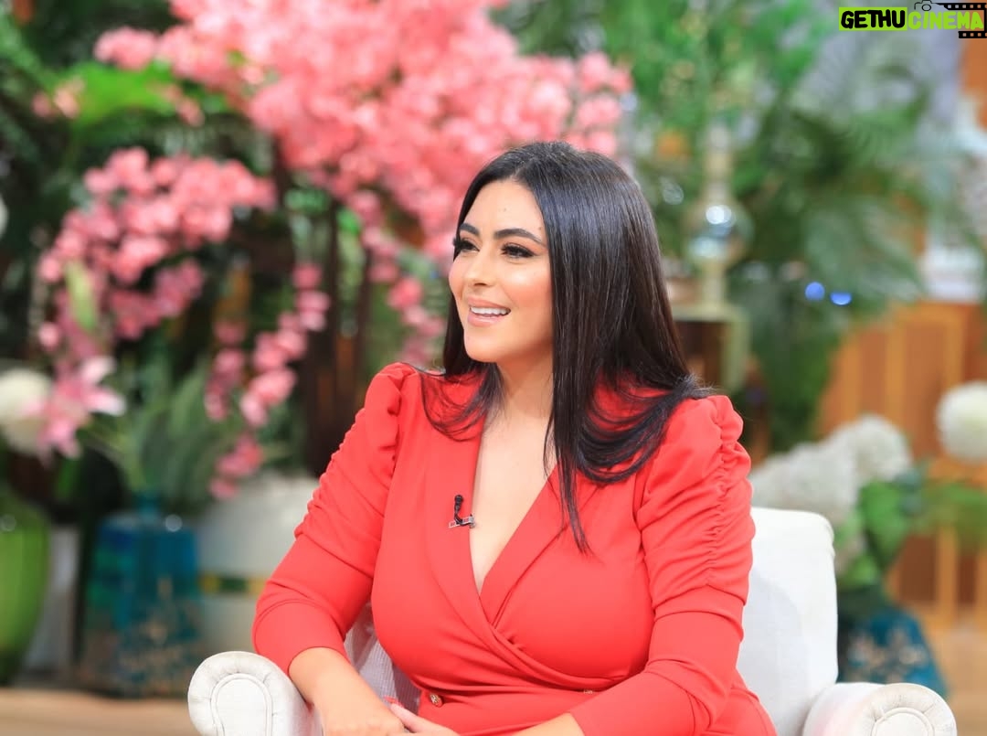 Noha Abdeen - 14.6K Likes - الآن .. نهى عابدين وابراهيم الكرداني في معكم منى الشاذلي.. تابعونا ❤️