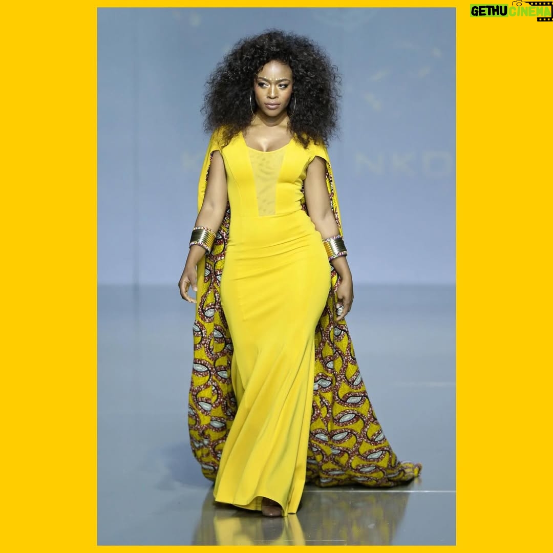 Nomzamo Mbatha - 121.3K Likes - No limits - just the sky… ✨🩵 

Milan Fashion Week with @africanbank and @khosinkosi … moments to remember. 

To see how far you’ve come, take a look back
 
The last images in yellow are about 10 years ago where it all began with Khosi Nkosi who gave me my first couple of red carpet moments as a budding actress coming into my own… my first experience on a ramp… and now here we are. 

Oh the places you will go! 

#AfricaToTheWorld #FashionableBanking #AudacityToBelieve